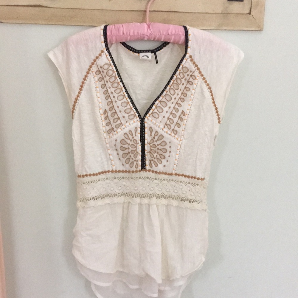 Anthropologie Akemi Kin Embroidered Blouse bohemian